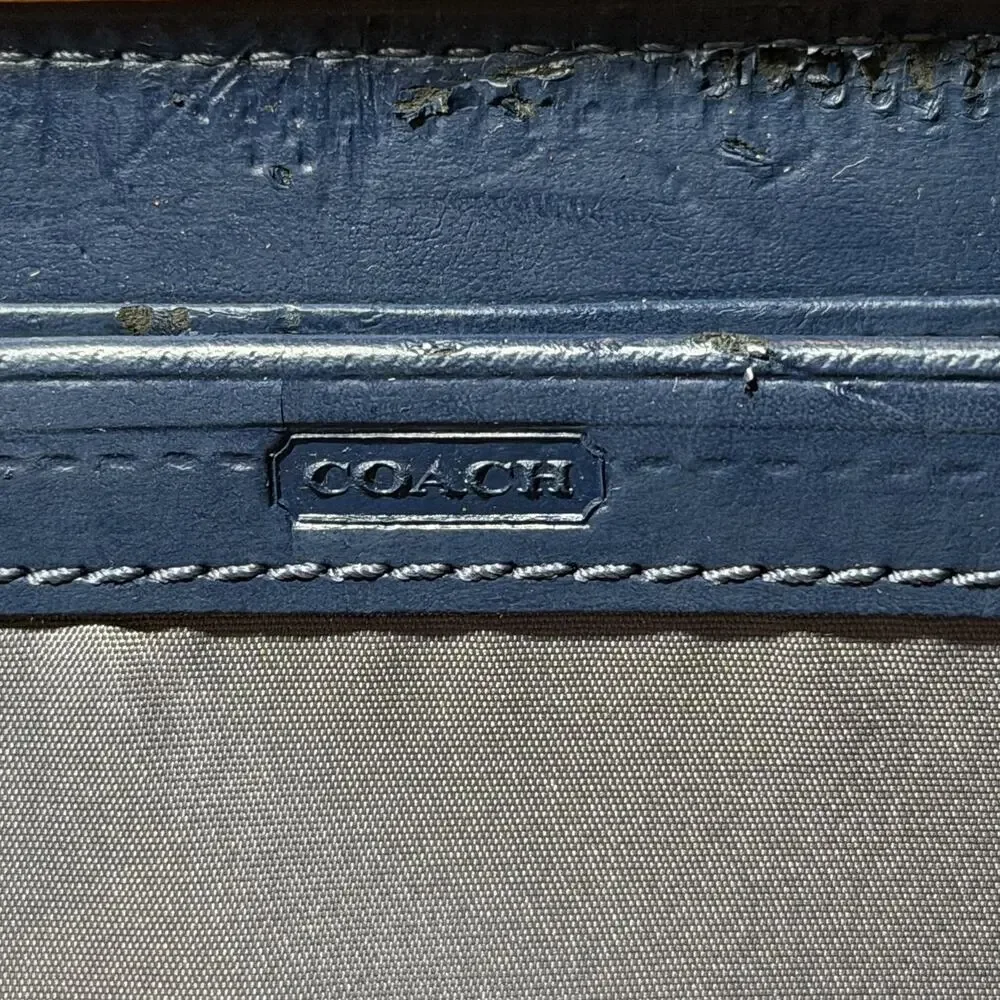 Coach Peyton Signature Wallet Embossed blue Tan Patent Leather Zip 8
